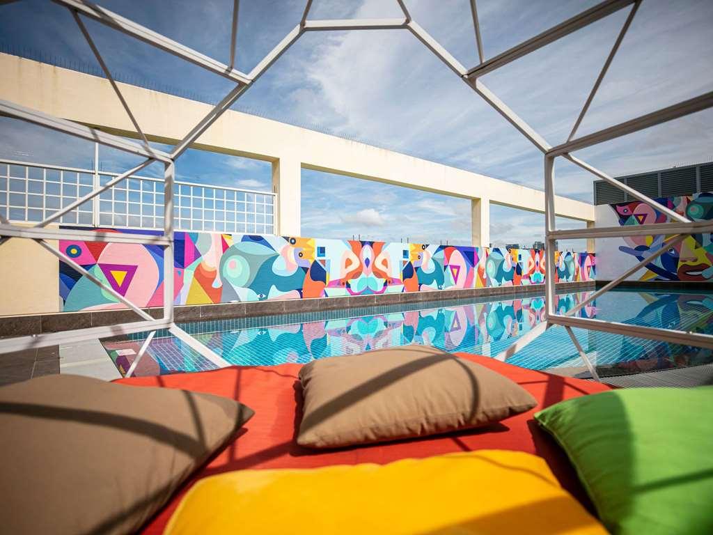 Ibis Budget Singapore Selegie Buitenkant foto